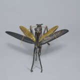 A SILVER AND GOLD ARTICULATED SCULPTURE OF PRAYING MANTIS - photo 9