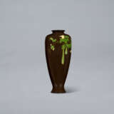 A SMALL CLOISONN&#201; ENAMEL VASE WITH CUCUMBER FLOWERS - photo 1