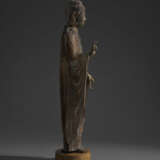 A CARVED WOOD SCULPTURE OF AMITABHA (AMIDA NYORAI) - Foto 4