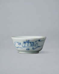 A SMALL BLUE-AND-WHITE PORCELAIN CUP