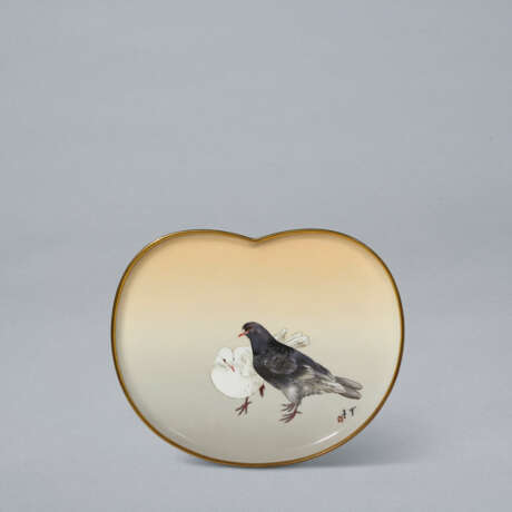 A CLOISONN&#201; ENAMEL TRAY WITH PIGEONS - photo 1