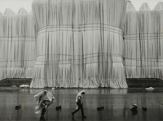 Barbara Klemm. Christo. Verhüllter Reichstag Berlin - photo 1