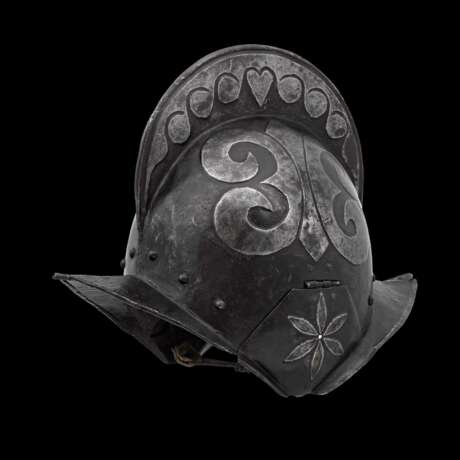 Schwarz-weiße Morion-Sturmhaube, norddeutsch Braunschweig um 1580. - photo 2