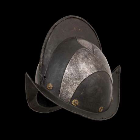 Schwarz-weißer Morion, deutsch um 1600. - photo 4