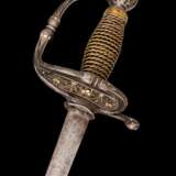 Degen mit Silber verziertem Eisengefäß um 1720. - photo 4