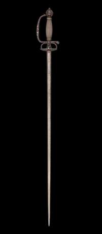Eisengeschnittener Degen mit ganzflächig geätzter Klinge, Frankreich um 1690-1700. - photo 7