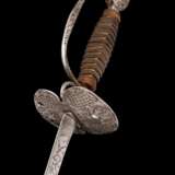 Eisengeschnittener Kavaliersdegen, deutsch oder Frankreich um 1700. - photo 4