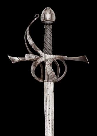 Eisengeschnittenes Rapier, deutsch um 1600-1620. - photo 1