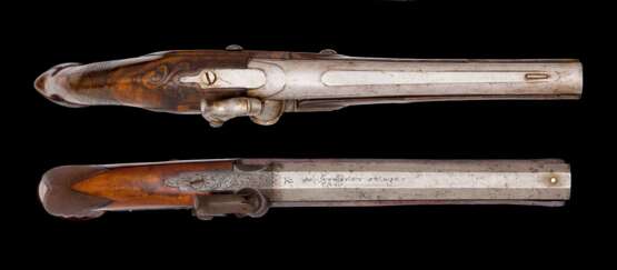 Perkussions-Pistole von Nowotny in Wien um 1840, und eine zweite Pistole. - photo 2
