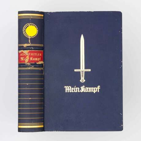 Adolf Hitler Mein Kampf Jubiläumsausgabe im Schuber. - photo 3