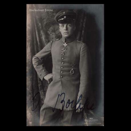 Autograf Jagdflieger Oswald Boelke auf Portraitpostkarte. - photo 1