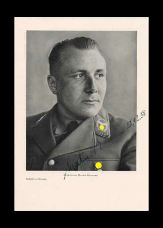Autograf Martin Bormann - Portraitdruck mit Unterschrift von Martin Bormann. - photo 2