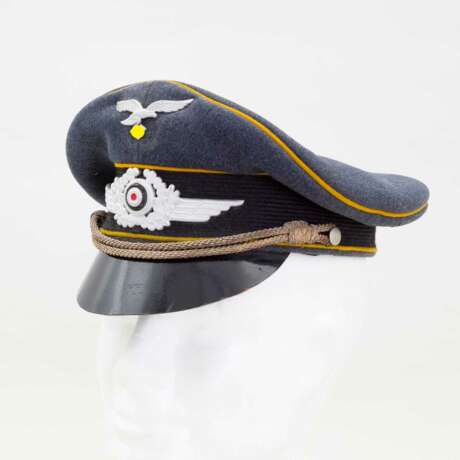 Luftwaffe, Schirmmütze für Angehörige der fliegenden Truppe. - Foto 1