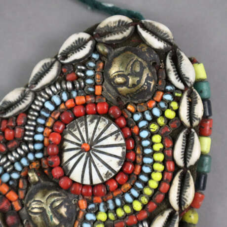 Textilhalskette mit Steinbesatz - Indien, halbmond… - photo 3