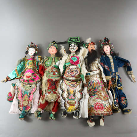 Fünf chinesische Theaterpuppen - China, um 1900/An… - Foto 1