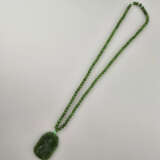 Kette mit Anhänger aus Nephrit-Jade - China, Kugel… - photo 2