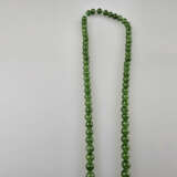 Kette mit Anhänger aus Nephrit-Jade - China, Kugel… - photo 3