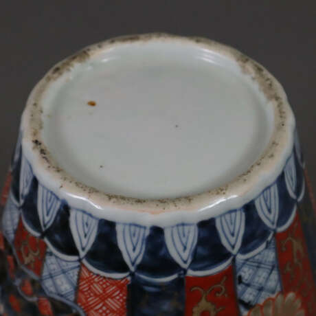 Imari Deckelvase - Japan, hochbauchige Balustervas… - photo 5