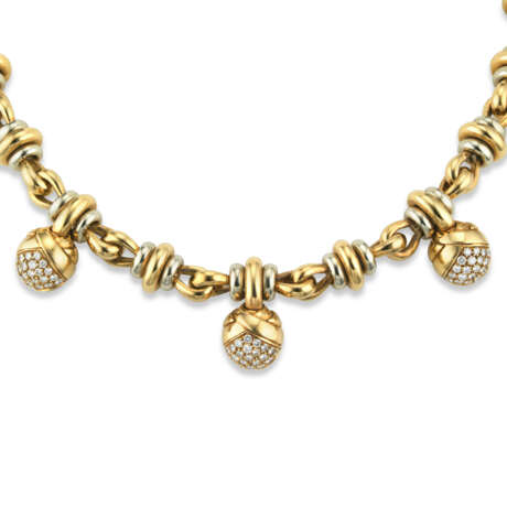 BULGARI GOLD AND DIAMOND SUITE OF JEWELLERY - photo 5