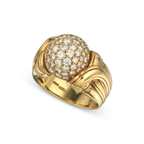BULGARI GOLD AND DIAMOND SUITE OF JEWELLERY - photo 6
