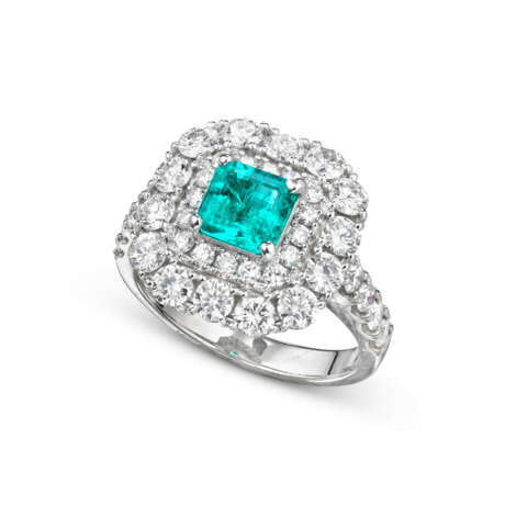PARAÍBA TOURMALINE AND DIAMOND RING - фото 1