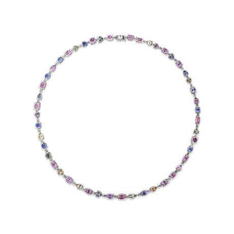 SET OF SAPPHIRE AND DIAMOND NECKLACE AND EARRINGS - photo 3