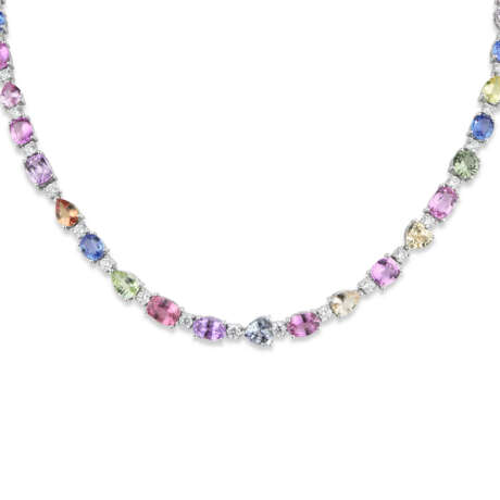 SET OF SAPPHIRE AND DIAMOND NECKLACE AND EARRINGS - photo 5