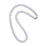 NO RESERVE – A LAVENDER JADEITE BEAD NECKLACE - фото 1