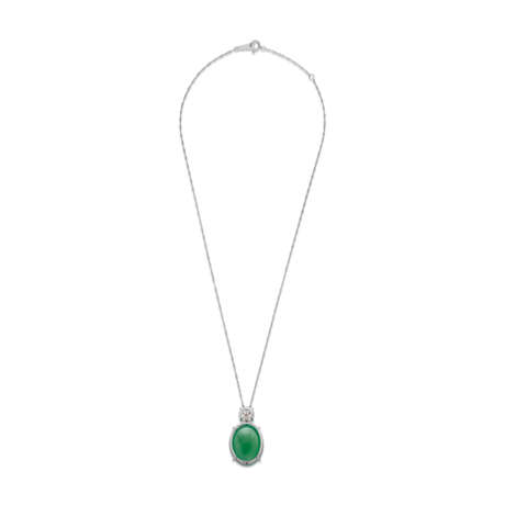 NO RESERVE – JADEITE AND DIAMOND PENDENT NECKLACE - photo 3