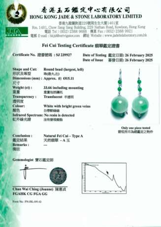 NO RESERVE - JADEITE BEAD AND DIAMOND NECKLACE AND EARRINGS SET - photo 10