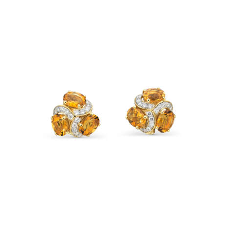 TWO MULTI-GEM 'HAWAII' BROOCHES BY VAN CLEEF & ARPELS; TOGETHER WITH MULTI-GEM JEWELLERY - photo 10