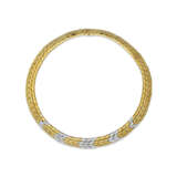 NO RESERVE – SUITE OF DIAMOND AND GOLD JEWELLERY - photo 2