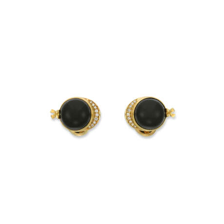 NO RESERVE – PIAGET ONYX AND DIAMOND DRESS SET - photo 2