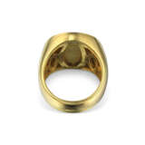 NO RESERVE – SET OF DIAMOND AND MOTHER-OF-PEARL RING AND CUFFLINK - photo 3