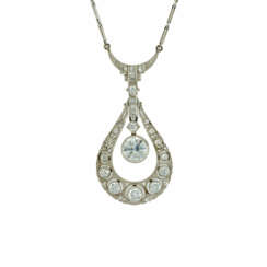 DIAMOND-NECKLACE