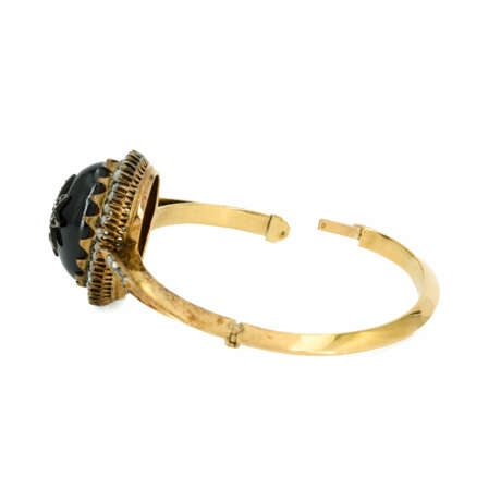 GEMSTONE-DIAMOND-BANGLE - фото 5
