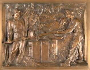 Schnauder, Reinhard (1856 Plauen- 1923 Dresden) &quot;In der Gießerei&quot;, Bronze-Relief, signiert und datiert 1917 u.r., ges. 27x35 cm