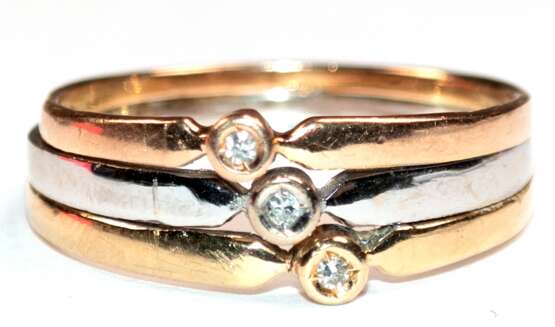 Brillant-Ring, 585er WG/GG/RG, ausgefasst mit 3 Brillanten von zus. ca. 0,03 ct, Ges.-Gew. 3,27 g, RG 55 - photo 1