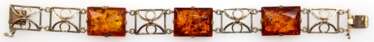 Bernstein-Armband, 333er GG, Ges.-Gew. 18,1 g, 1930/ 40er Jahre, Breite ca. 1,8 cm, Länge ca. 18,0 cm