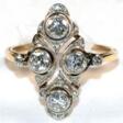 Art Deco-Ring, 585er GG/ WG, geometrisch durchbrochener Ringkopf besetzt mit 4 Diamanten von je 0,23 ct. in Zargenfassung und 10 kl. Diamanten, Ges.-Gew. 2,69 g, RG 53,5 - Now at the auction