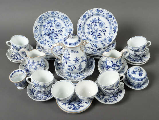 Kaffeeservice ''Zwiebelmuster'' für 10 Personen Me… - photo 2