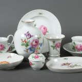 Meissen-Konvolut mit Blumen 1x 1850-1924, 3x 1924-… - photo 1