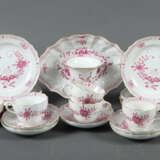 8 Gedecke ''Indisch purpur'' und eine Vase Meissen… - photo 1