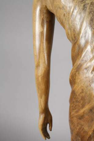 Goldscheider übergroße Figur "Rückkehr vom Brunnen" - photo 8