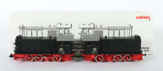 Diesel-Doppellokomotive Märklin, Spur 1, Nr. 5530,… - photo 2