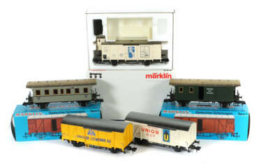 7 Wagen Märklin, Spur 1, 1 x Privatwagen 85837 im …