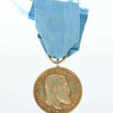 Medaille zum Friedrichsorden, m. Bandstück, G: 12,… - photo 1