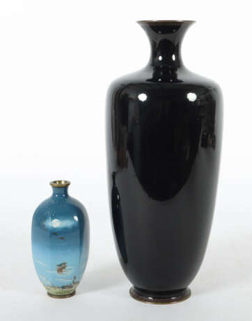 2 Cloisonné Vasen Japan, wohl 1. Hälfte 20. Jh., o… - Foto 2