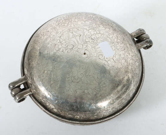 Reliquienbehälter Gau 19./20. Jh., wohl Tibet, Sil… - photo 3