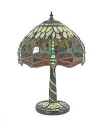 Dragonfly-Tischleuchte im Tiffany-Stil Großbritann…